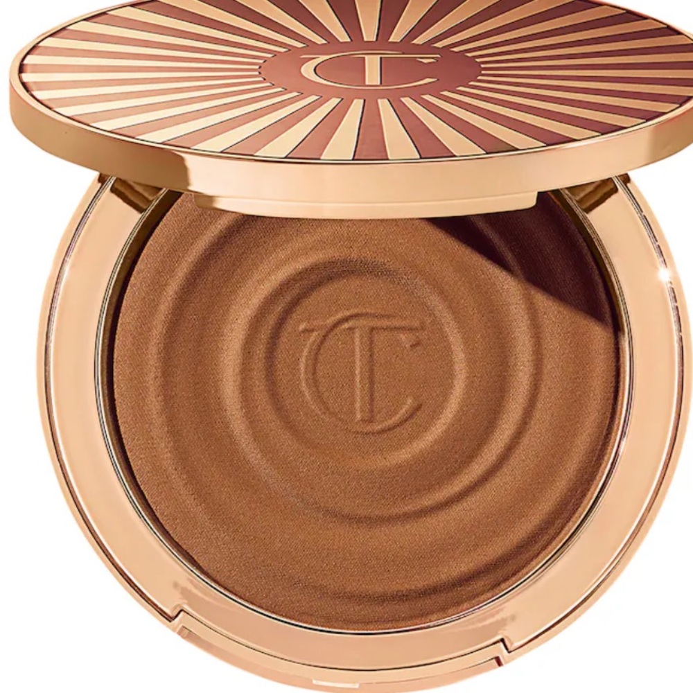 Charlotte Tilbury Beautiful Skin Sun-Kissed Glow Bronzer in 2 Medium